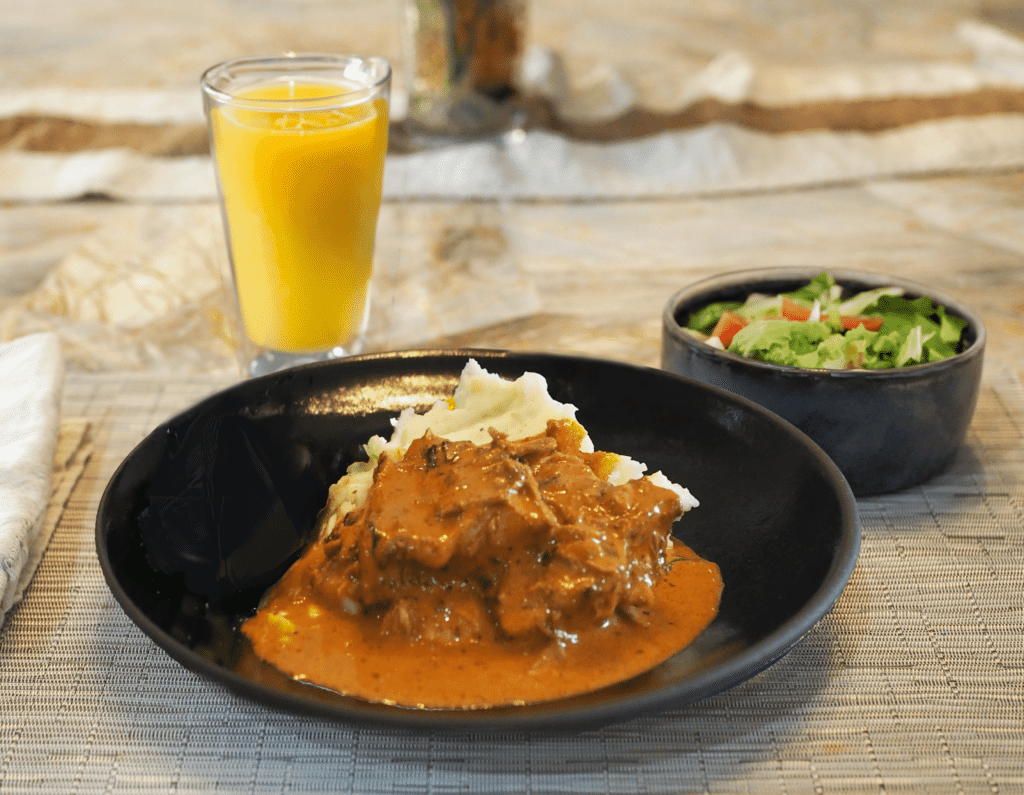 Creamy Garlic Cajun Chicken - Divine Dish